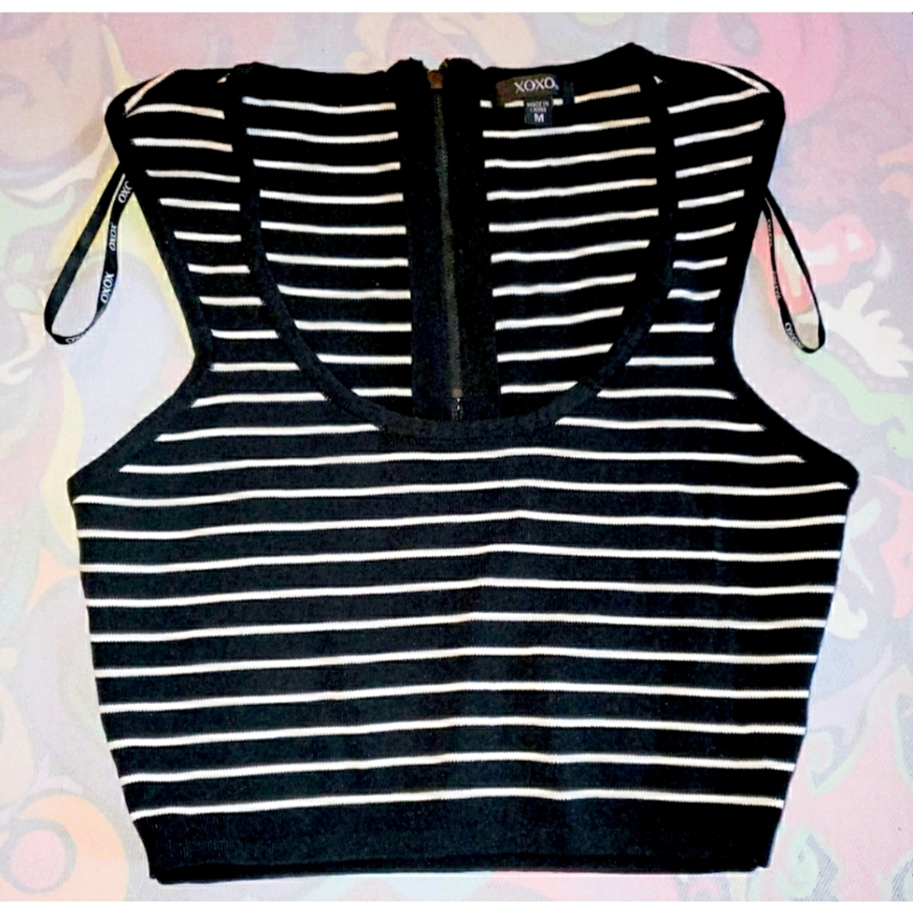 *3/$15 XOXO Cropped b&w Striped Tank Top